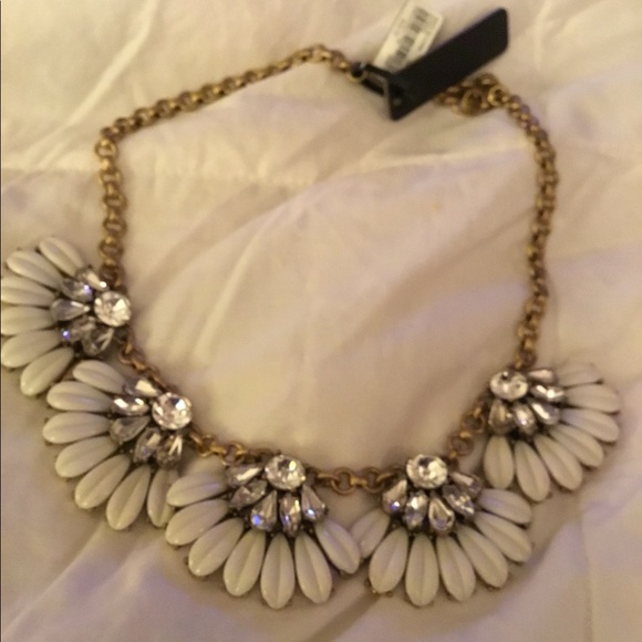 J crew statement necklace - Picture 4 of 4